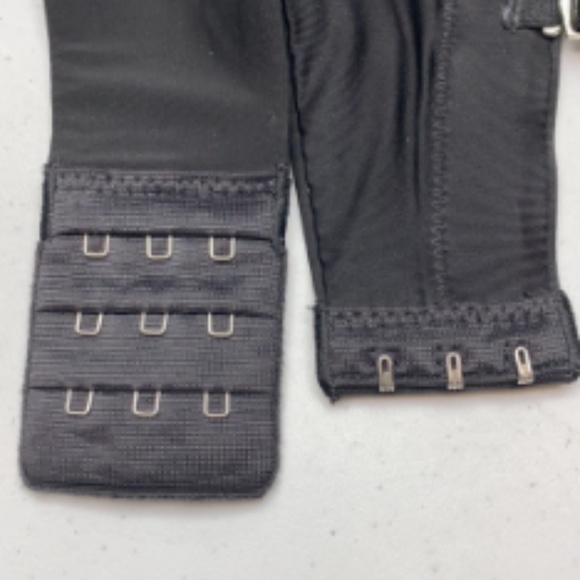 VS BLK Lined Strapless, 32DDD *P1025 - Picture 7 of 7